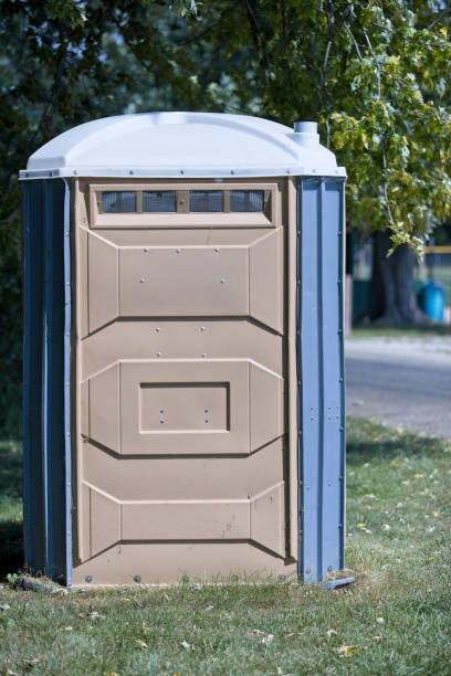 Best Portable toilet rental cost  in Derby, KS
